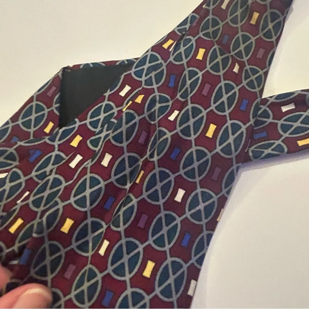 Oscar de la Renta neckwear Couture imported silk geo printed tie USA preppy